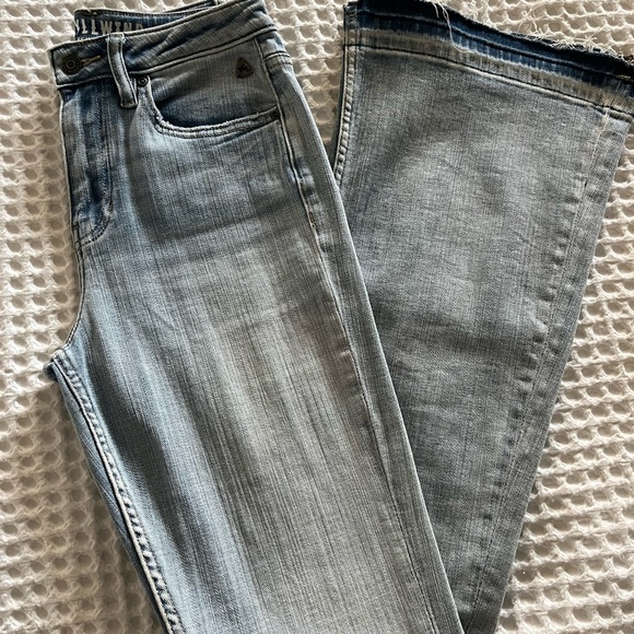 Idyllwind Light Blue Women's Jeans - Picture 1 of 6